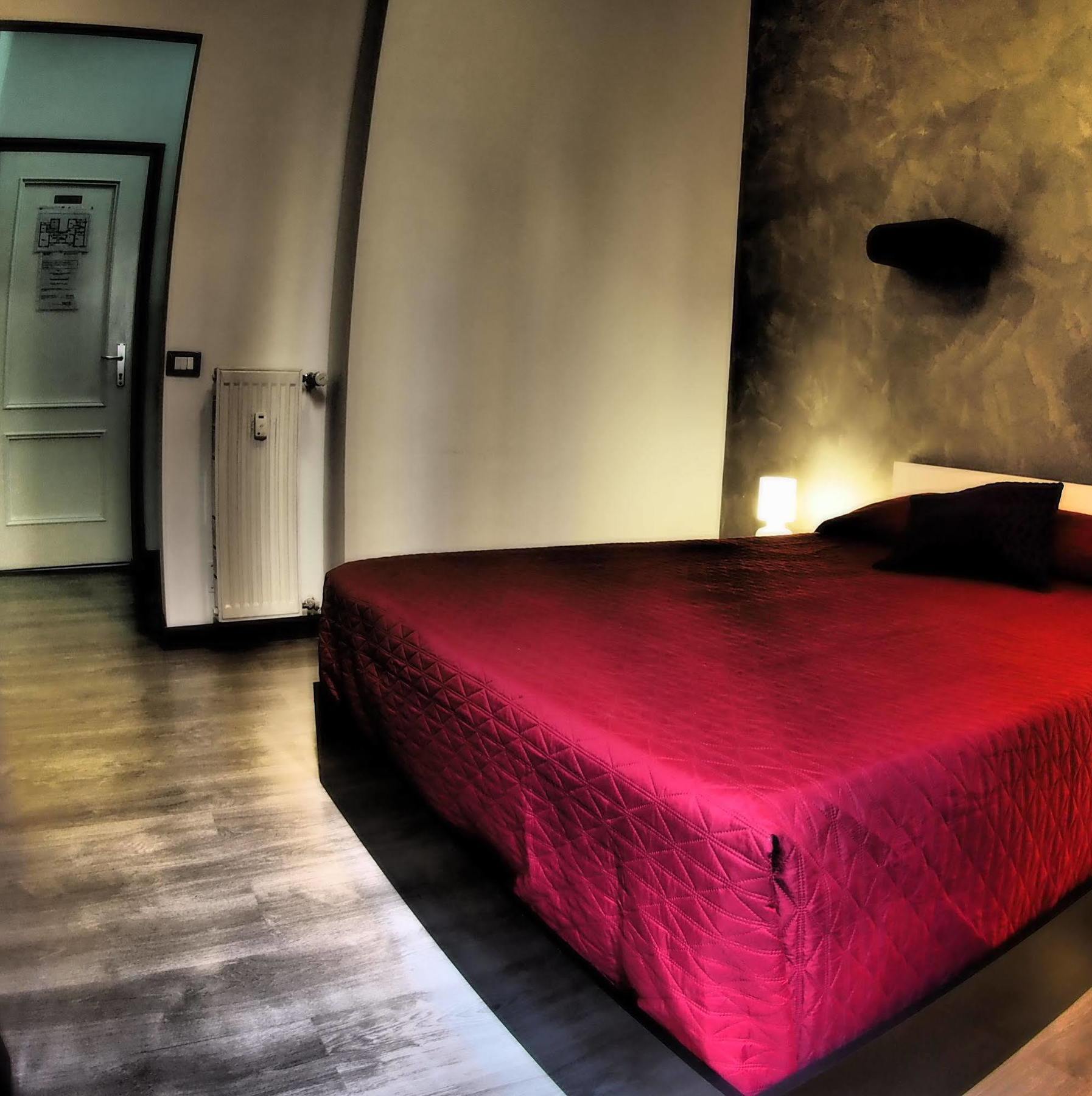 Enzo Luxury Rooms Roma Exterior foto